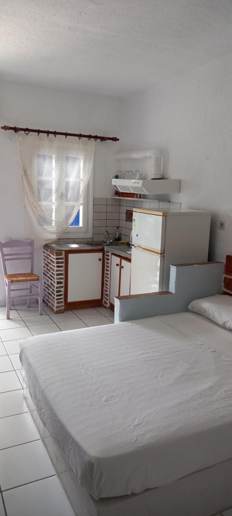 Aposperitis Rooms & Apartments Кинион Экстерьер фото